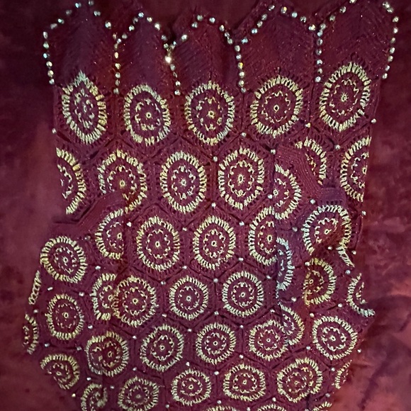 Small gold maroon Sweater designer XES-NY tunic lace adorned beaded excellent - Picture 4 of 4